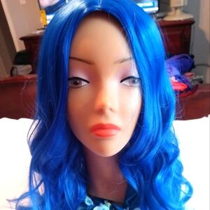 Brand new royal blue 22-in beautiful synthetic wig